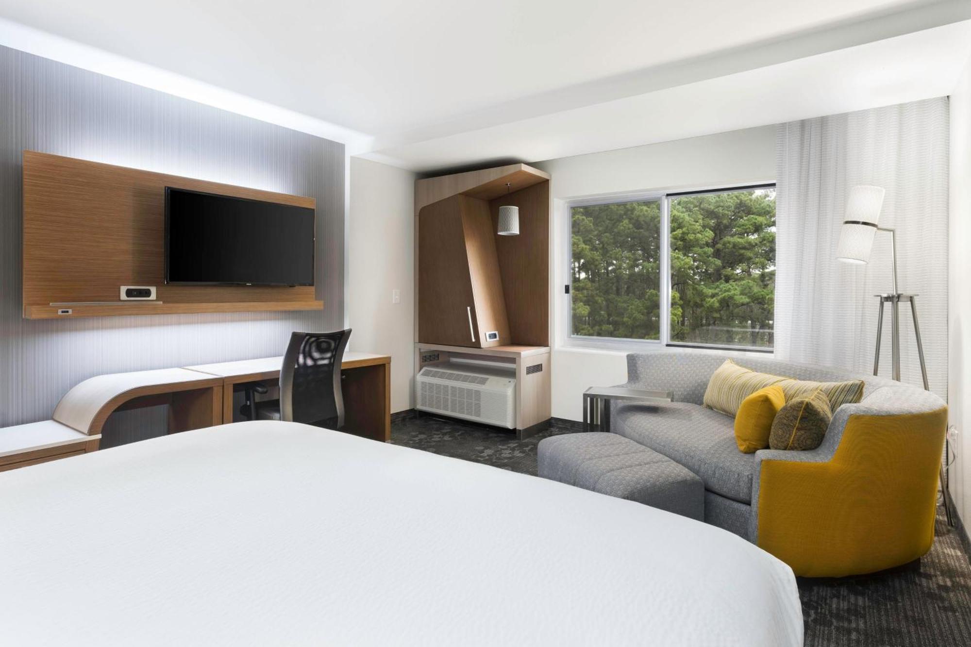 Courtyard By Marriott Ruston Hotell Exteriör bild