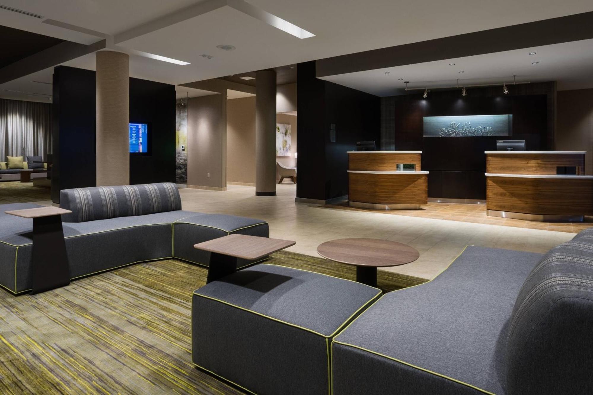 Courtyard By Marriott Ruston Hotell Exteriör bild
